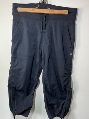 Lululemon Athletica Dance Studio Crops
